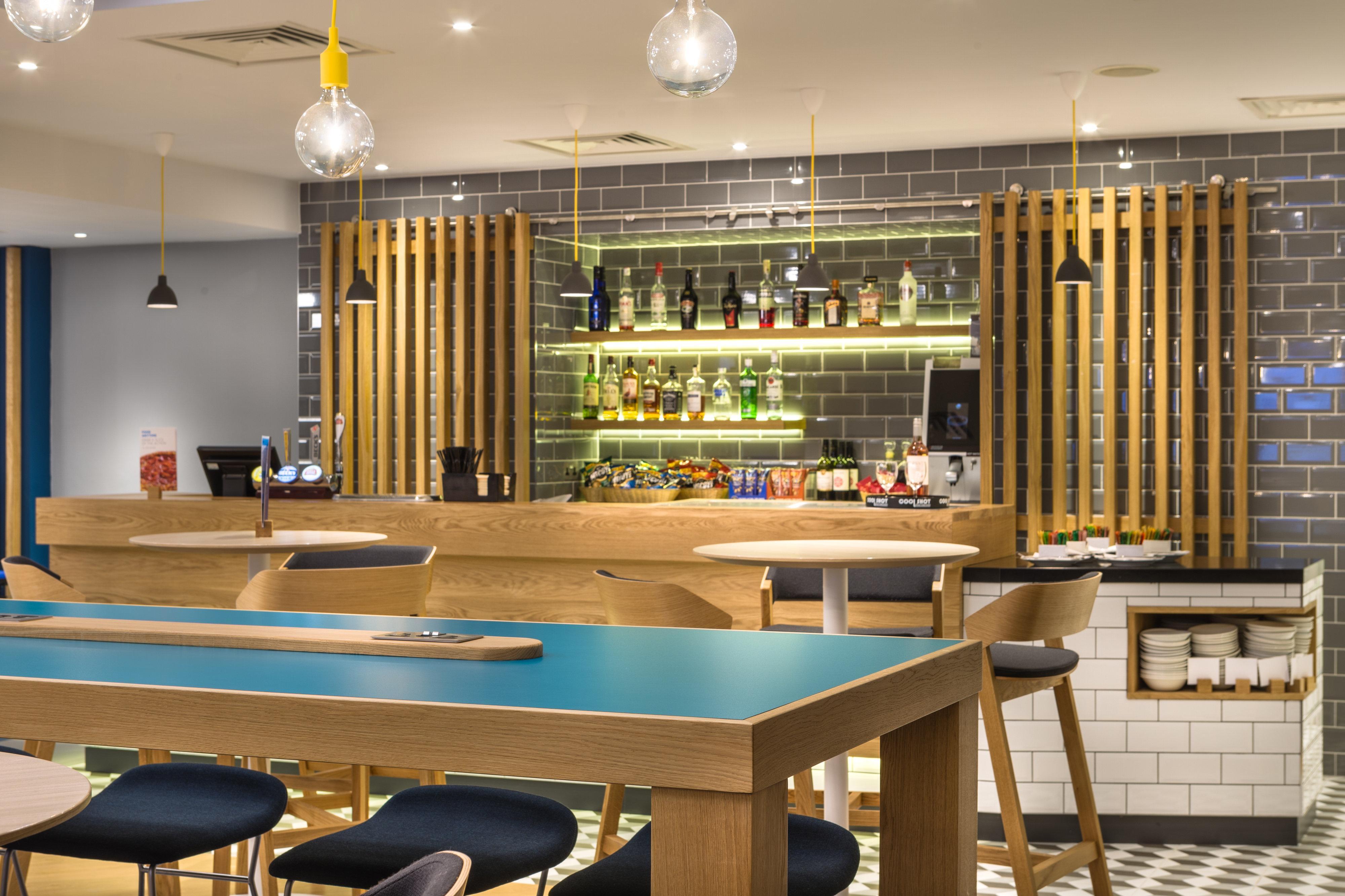 Holiday Inn Express London - Watford Junction By Ihg Servizi foto